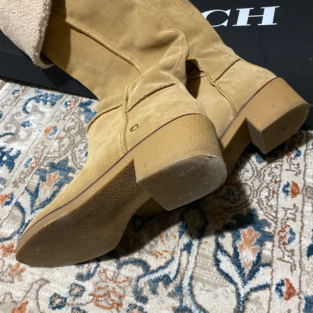 Coach sued shearling foldable top boots turn to knee boots or leg boots - Picture 5 of 9